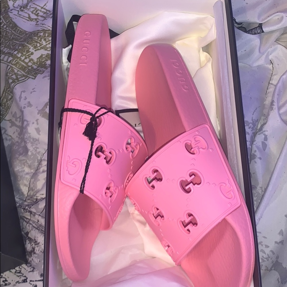 Gucci rubber slides